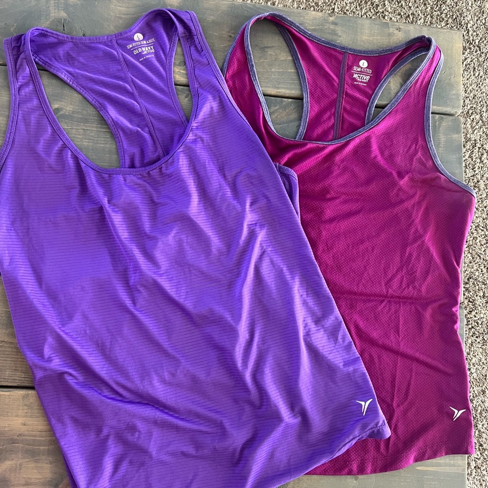 Old Navy Activewear Tanks 2 PACK! Size Large